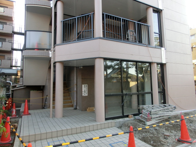 外観 (2).jpg