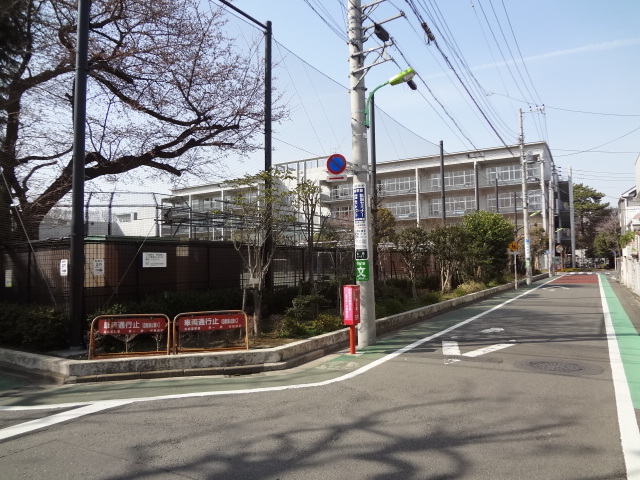 レクセルガーデン千歳船橋 小学校：世田谷区立船橋小学校　329m