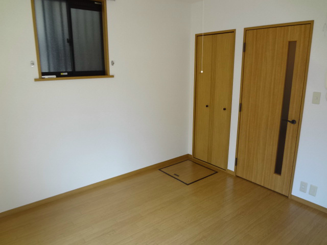 ヴィラ・ボニート 部屋３.jpg