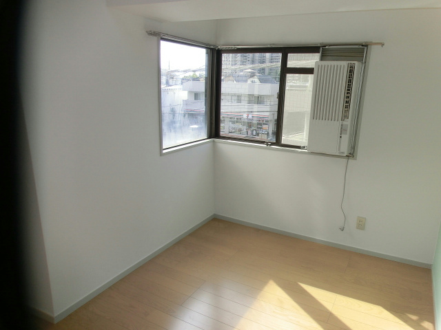 メゾンセザール32 部屋３.jpg