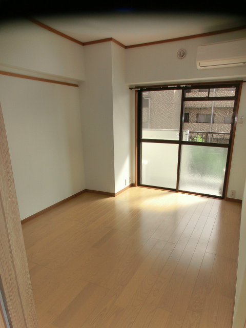メゾンセザール32 部屋４.jpg